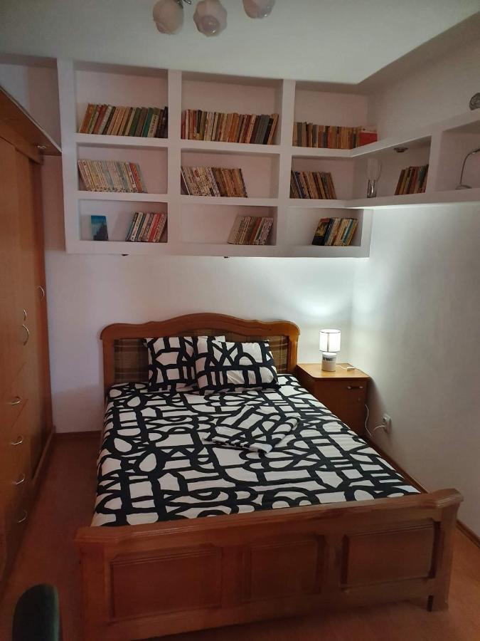 Apartament Cu Regim Hotelier In Dr.Tr. Severin 드로베타 투르누 세베린 외부 사진